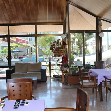 La Akcay 3* Edremit (Balikesir)