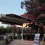 ホテル La Akcay 3*